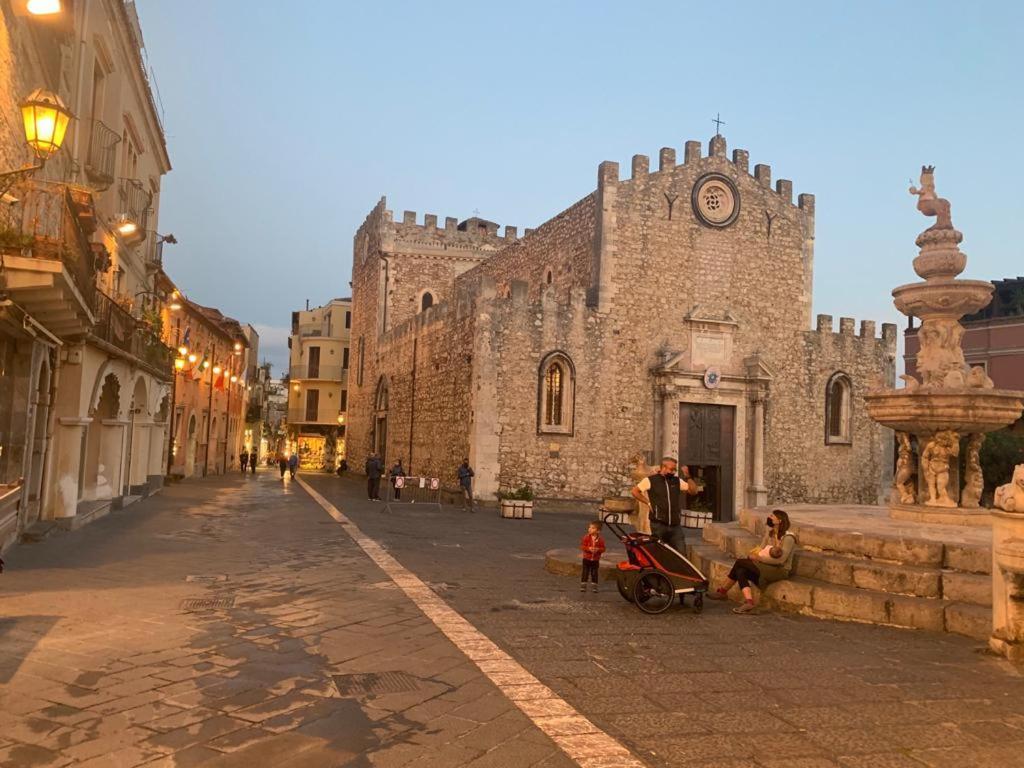 Casa Nicole - Letojanni Taormina Apartment ภายนอก รูปภาพ