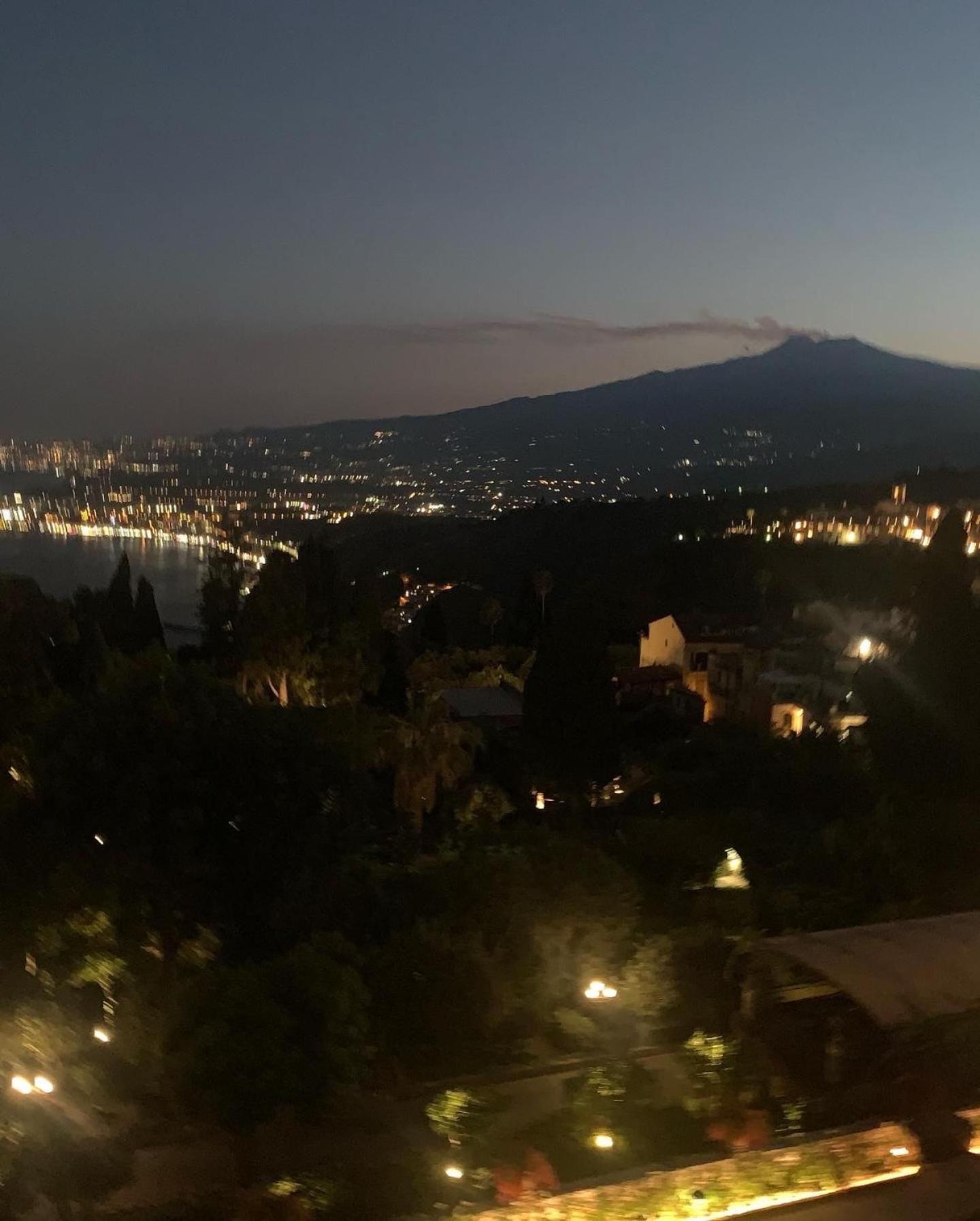 Casa Nicole - Letojanni Taormina Apartment ภายนอก รูปภาพ